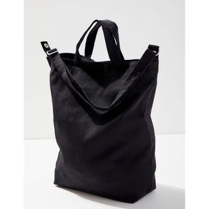 Black BAGGU duck bag